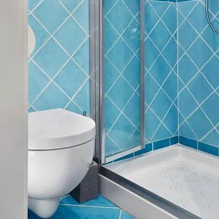 Mathilde By Halldis فلورنس